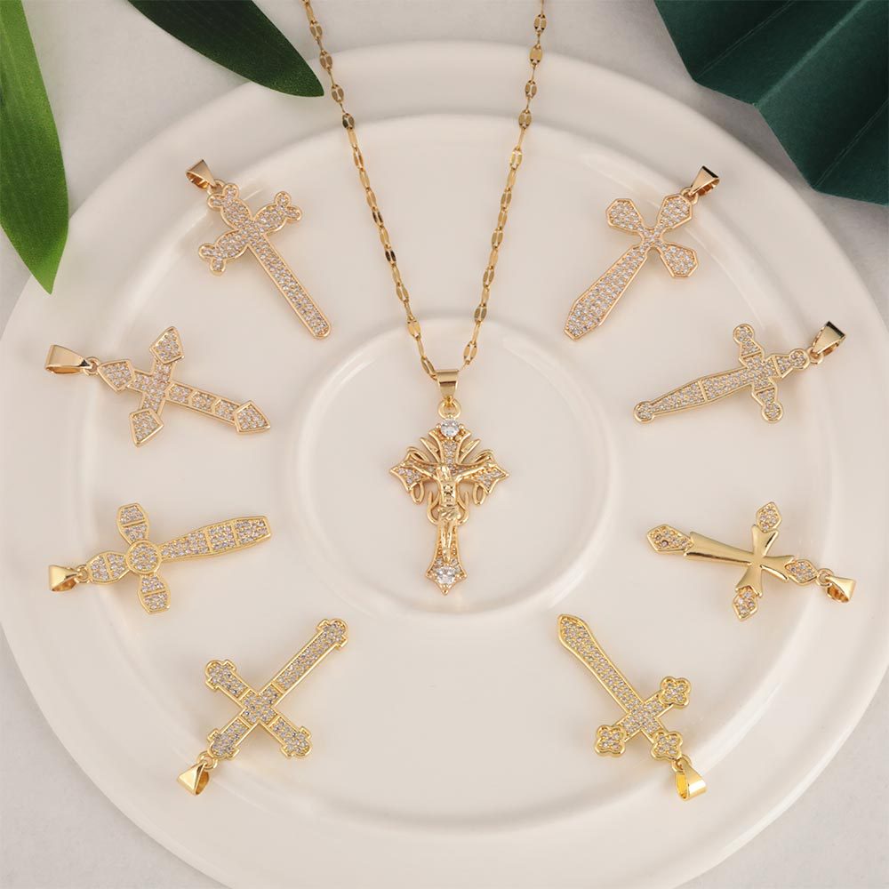 A popular retro cross necklace for men and women in Europe and America, a fashionable copper-plated real gold slightly inlaid zircon pendant accessory Specification drawing