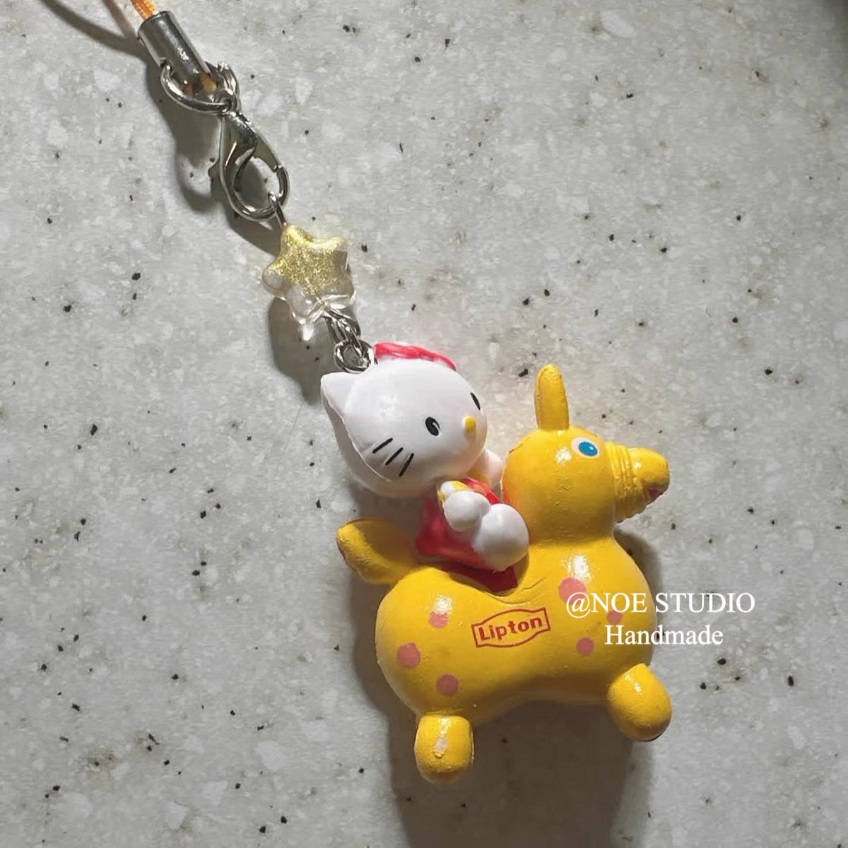 hellokitty regional limited edition pendants, three-dimensional cute dolls, couple bags, pendants, mobile phone chains Item Picture