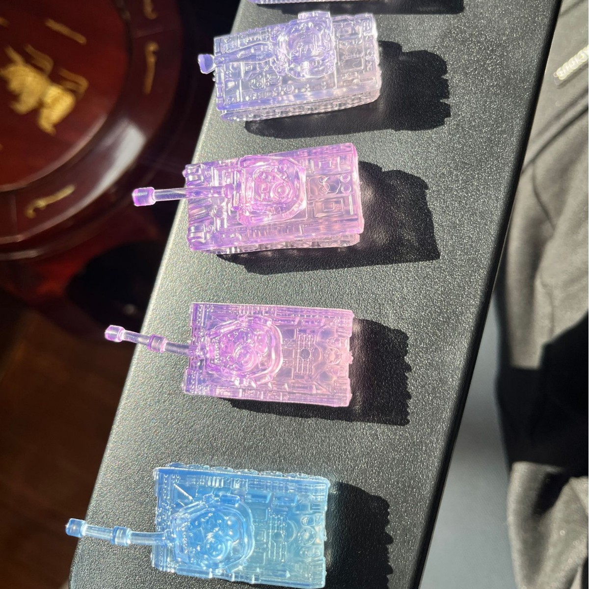 Color-changing tank eraser, military model, primary school teaching supplies assembly, children's toys Application Scenario