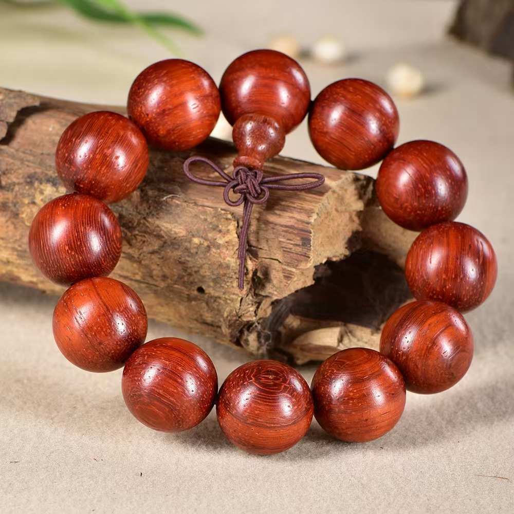 Cat's eye sandalwood bracelet supply, red flower pear bracelet, car gear, bead decoration, 108 Buddhist beads, red sandalwood, purple sandalwood, cultural and artistic items Application Scenario