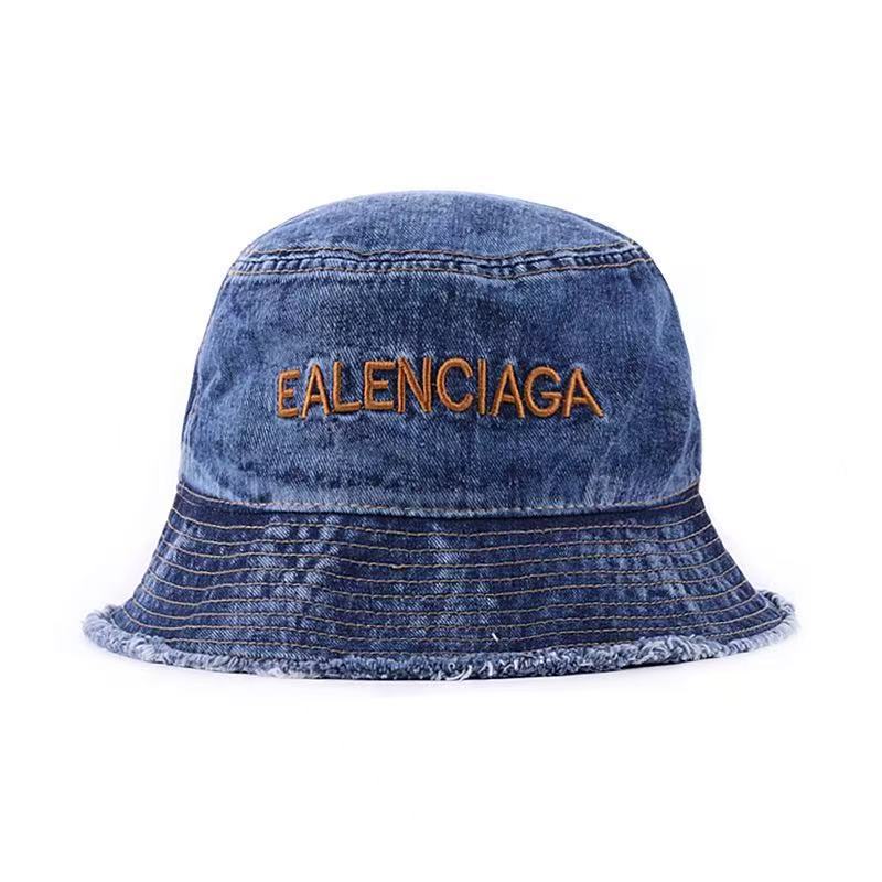 2025 New fringed denim hat for women, a versatile Japanese summer fisherman hat, a small bucket hat that covers and shows off the face without makeup Application Scenario