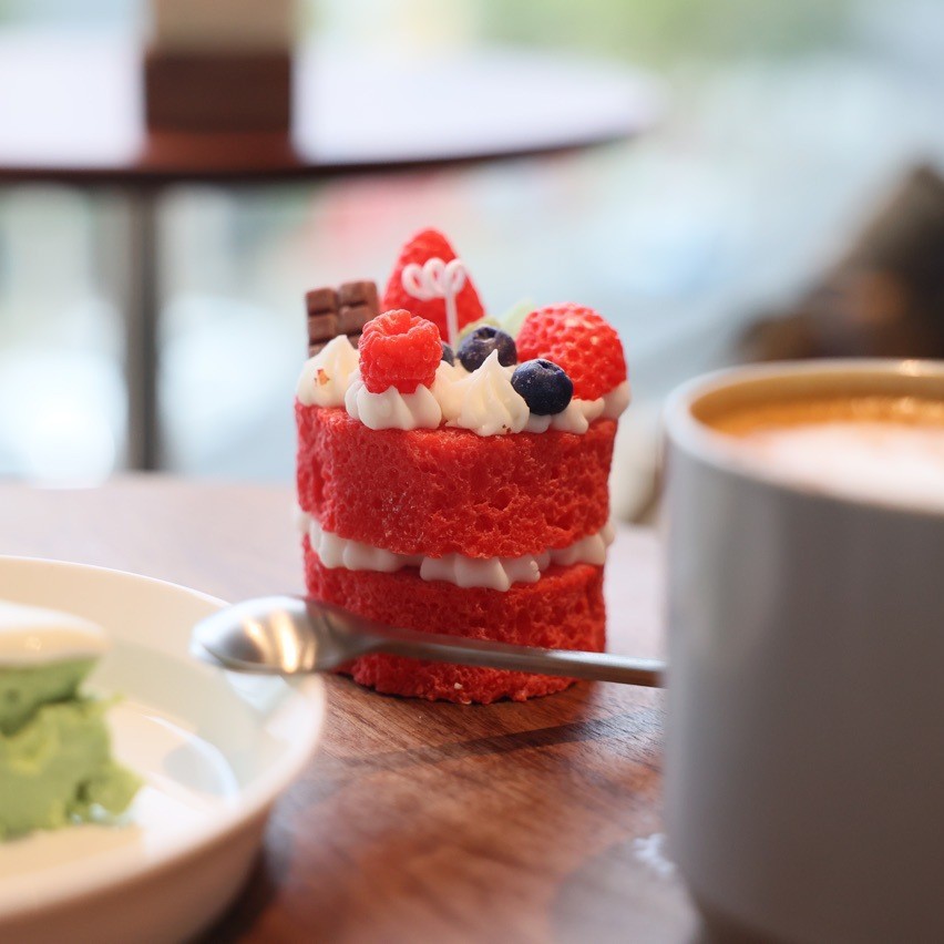 可爱草莓蛋糕香薰蜡烛小众氛围感小摆件伴手礼细节图