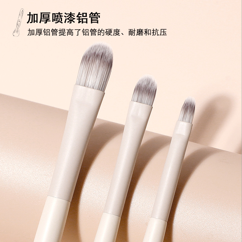 New cross-border Yunci concealer brush, lip brush, same style eyeliner brush as Bijia, Cangzhou makeup brush in stock, beauty tools Specification image