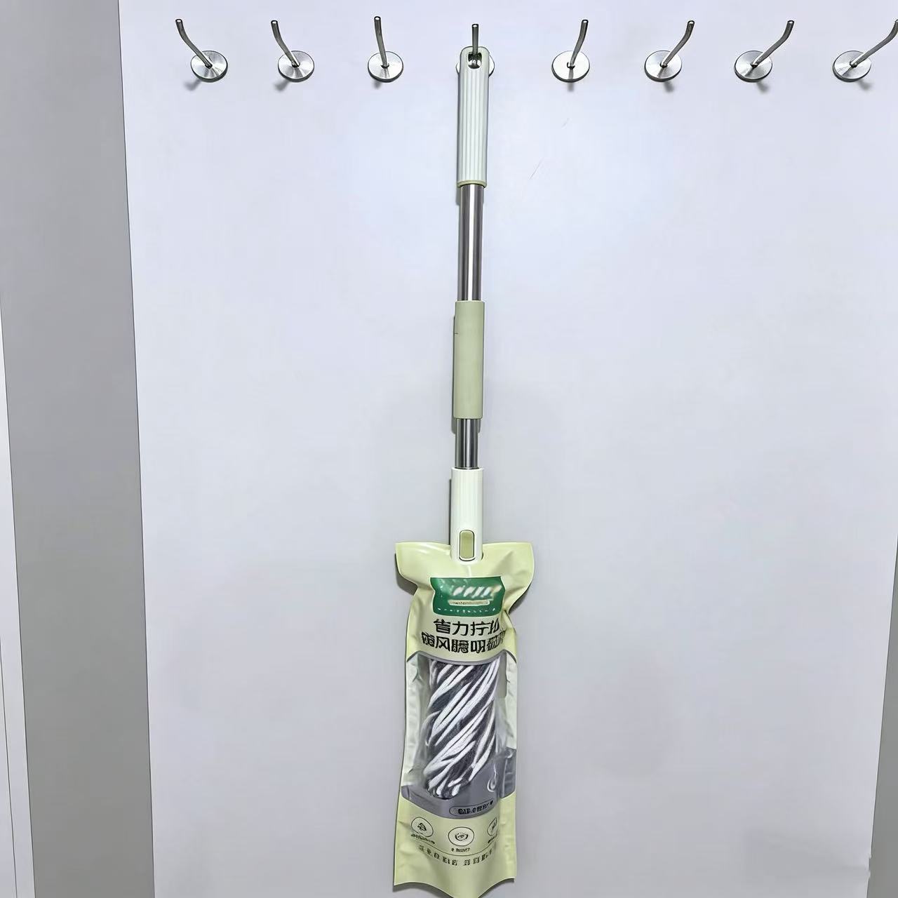 Hand-free, self-wring water mop, rotating cotton head, household imitation mopping cloth, lazy mopping wonder, water-absorbing mop Application Scenario