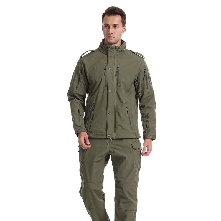 秋冬运动户外冲锋衣套装男款连帽防风保暖运动两件套登山夹克外套白底实物图