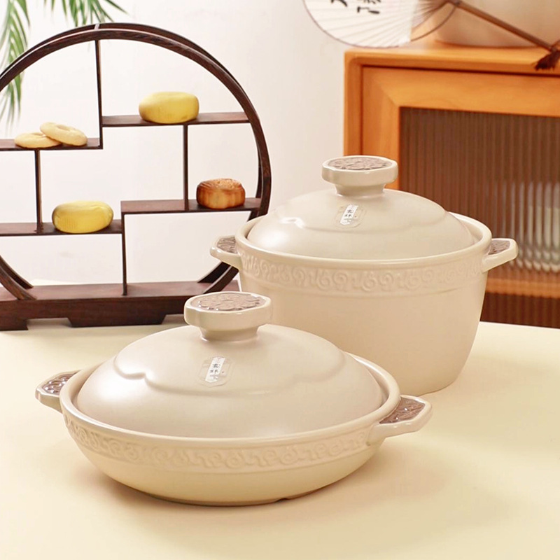 Tao Bao Wang Yun Brocade Clay Pot, a domestic product with classical aesthetics of the Song Dynasty, is a high-temperature resistant ceramic clay pot. It is suitable for making soup and stewing meat Specification image