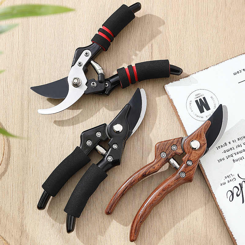 Wholesale of powerful SK5 Black Blade pruning shears for garden bonsai and gardening, as well as multi-functional pruning shears details Picture