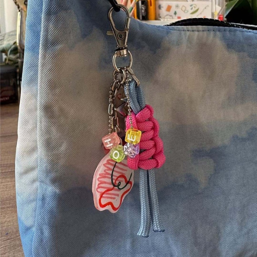 Wholesale from the manufacturer of colored umbrella ropes, decorative braided ropes, multi-functional traction ropes, escape and rescue equipment, and safety umbrella ropes Application Scenario