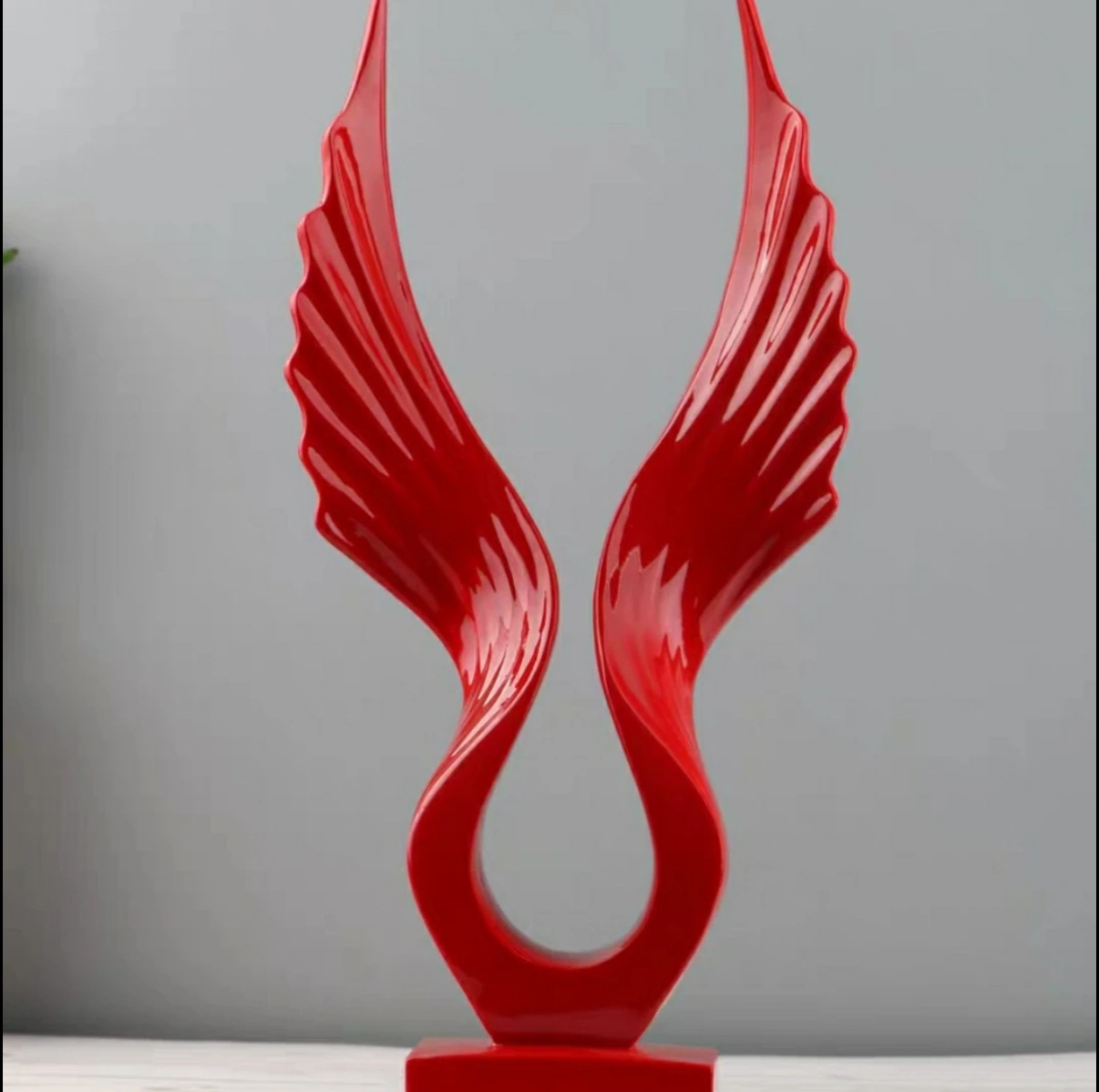 Simple office, light luxury style, high-end feel, high-end study, modern decoration, angel wing ornaments, living room, wine cabinet 4