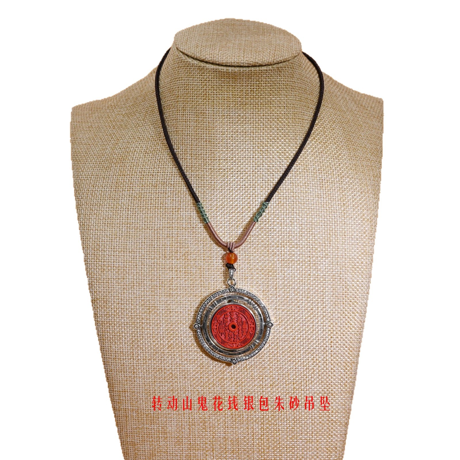 项链/珍珠项链/银饰/新款饰品/鳄鱼皮项链白底实物图