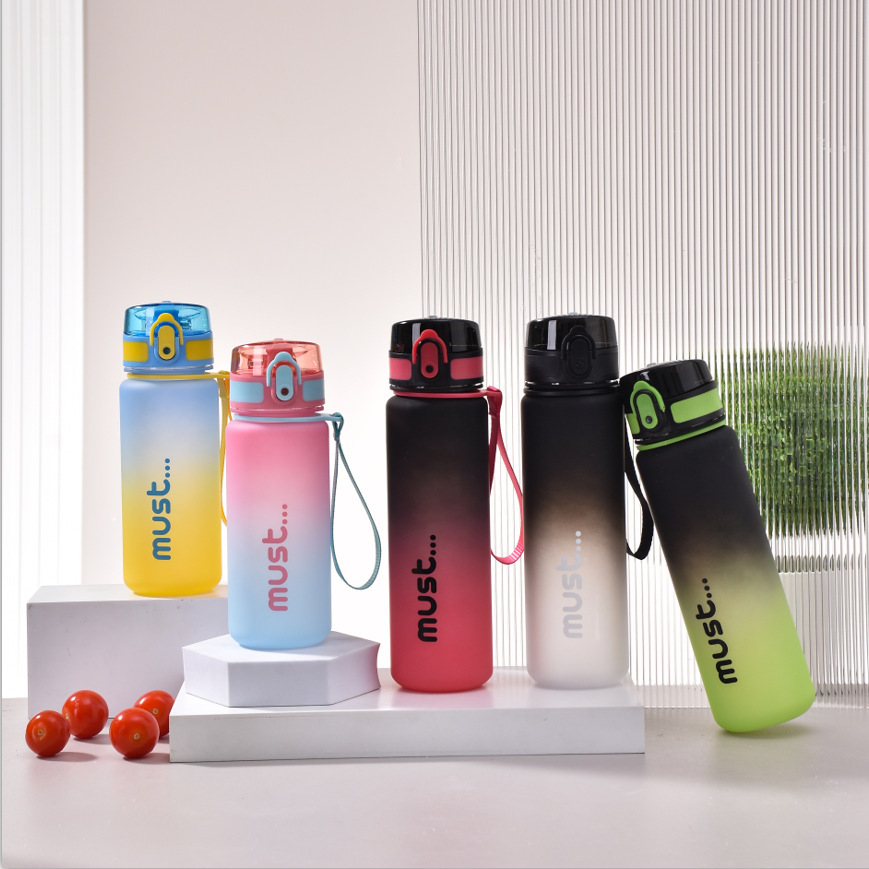 Custom wow gradient scrub plástico taza de agua para mujeres alta apariencia horizontal deporte kettle 2025 nuevo pc rebote tazas Application Scenario