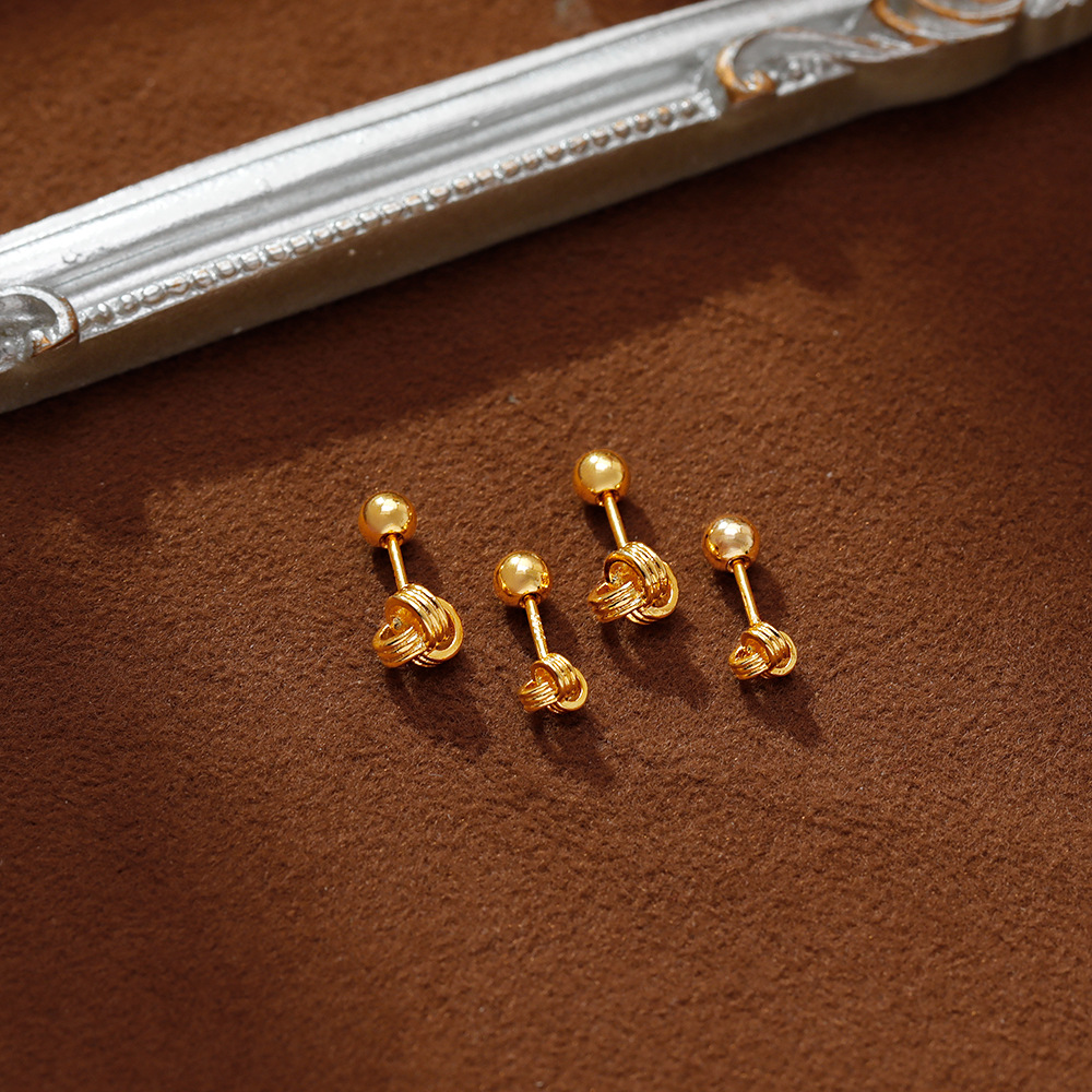 Hyacinth metal screw stud earrings are a niche design for women, featuring a fashionable and commuting style. They are simple, elegant and cool, and are popular earrings on the Internet Specification image