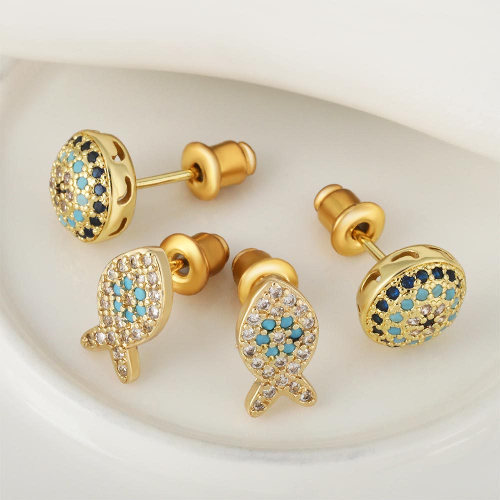 Honglu elegant and exquisite stud earrings, European and American fashion and individuality, zircon oil inlaid geometric Devil's Eye earrings wholesale Application Scenario