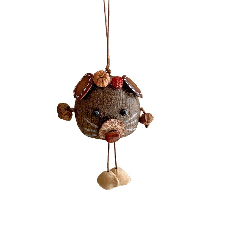 The natural cartoon pendant with the shell of the water bell tree, a soothing sound therapy seed, is a popular and cute pendant accessory in the scenic area Item Picture