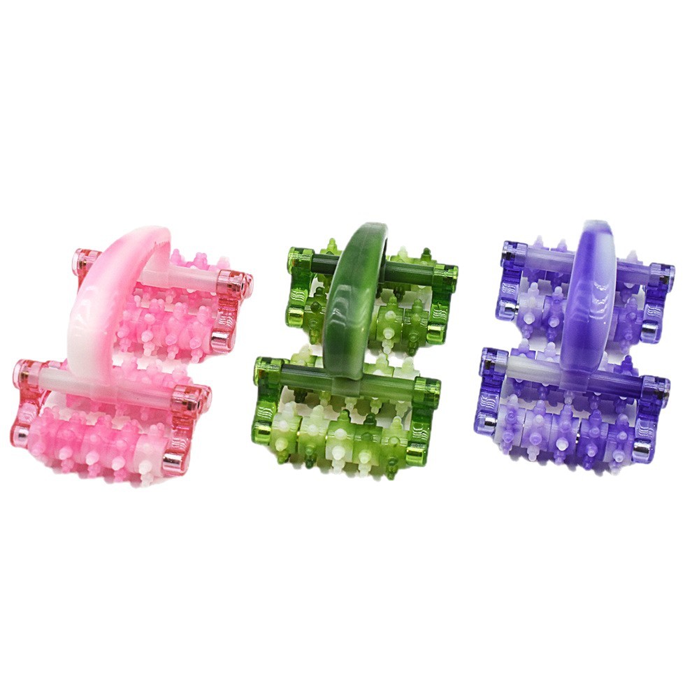 The manual roller full-body muscle massage and compression relaxation massage device for the lunar rover is selling well for fitness and relaxation Item Picture