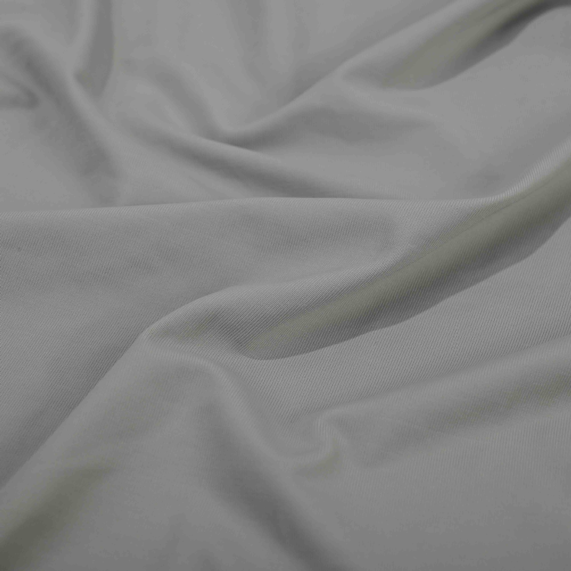 Wholesale 7040 cool silk, anti-ultraviolet nylon cool silk sun-protective clothing, yoga wear, cool ice silk fabric Specification image