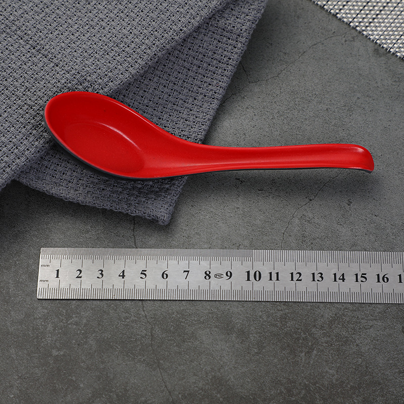 Wholesale plastic spoons, two-color spoons, imitation porcelain tableware, black and red soup spoons, upturned tail hook spoons/spoons, one yuan wholesale Application Scenario