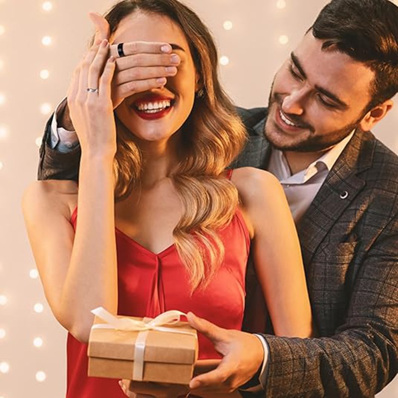 Star and Moon titanium steel rotatable rings for men, European and American stainless steel couple rings, cross-border bestsellers Application Scenario