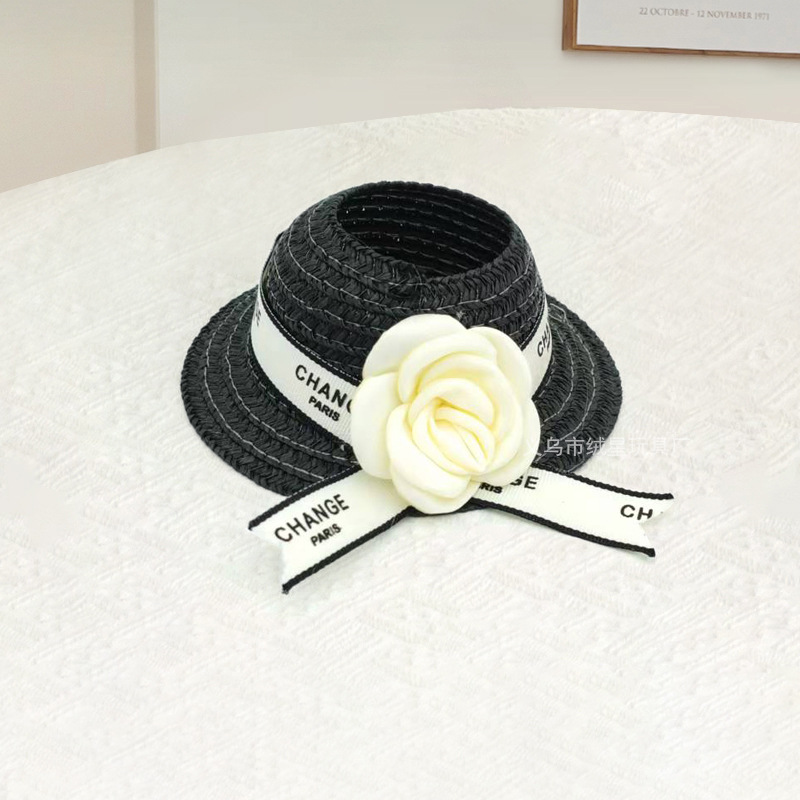 Creative labub straw hat dolls, little chanel-style hats, Labub vinyl dolls, woven sun hats, children's clothing accessories details Picture