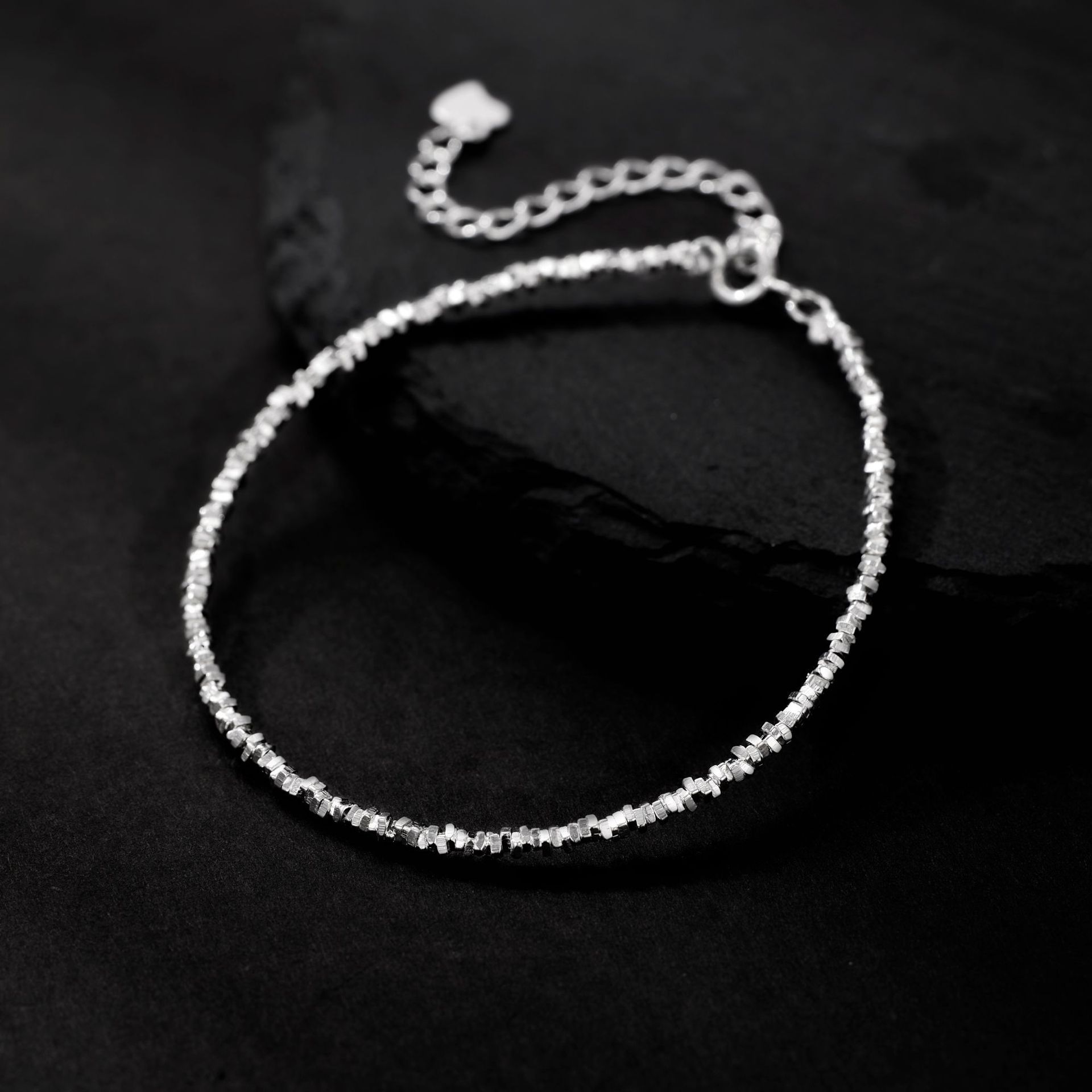 A few pieces of broken silver bracelet necklace set for women's fashion, niche and versatile, elegant and stylish broken silver collarbone necklace Specification drawing