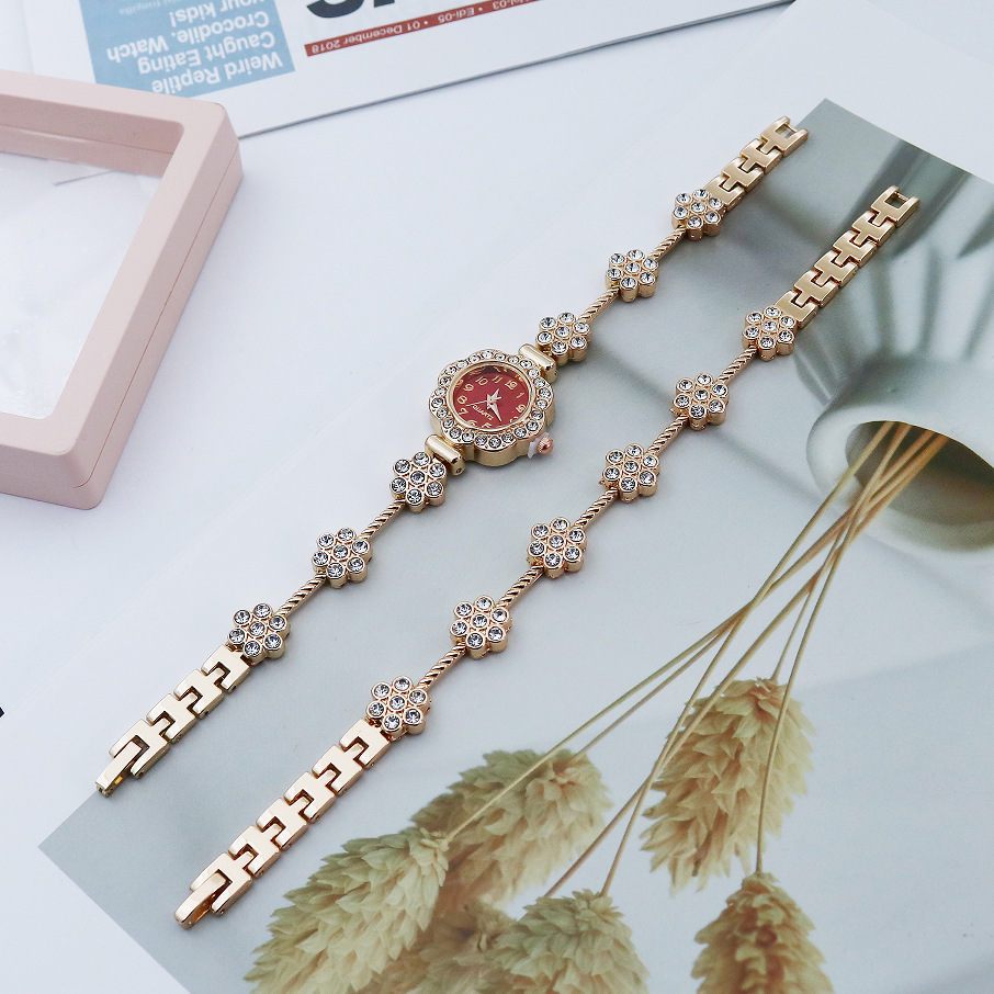 New women's flower-encrusted diamond-encrusted quartz watch 2-piece cross-border export bracelet set Specification image
