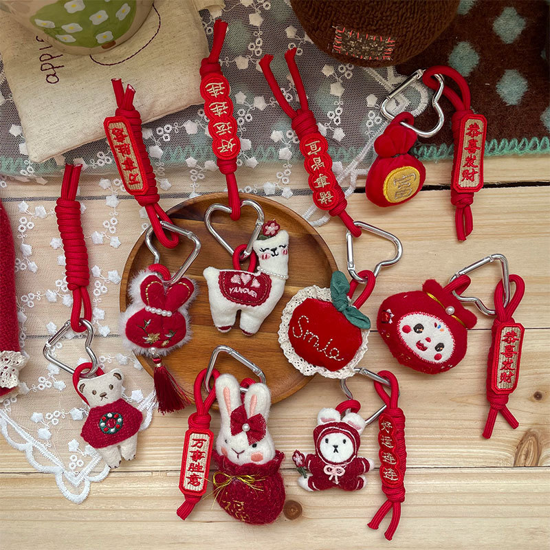 New Korean-style red cute plush keychain children's cotton stuffed cartoon bear and rabbit cute accessory pendant details Picture