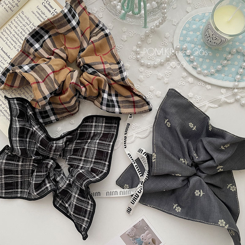 The retro checkered square large-sized hair band for autumn and winter, the same high-end girl's hair accessory as the blogger, with a low ponytail hair tie Specification image