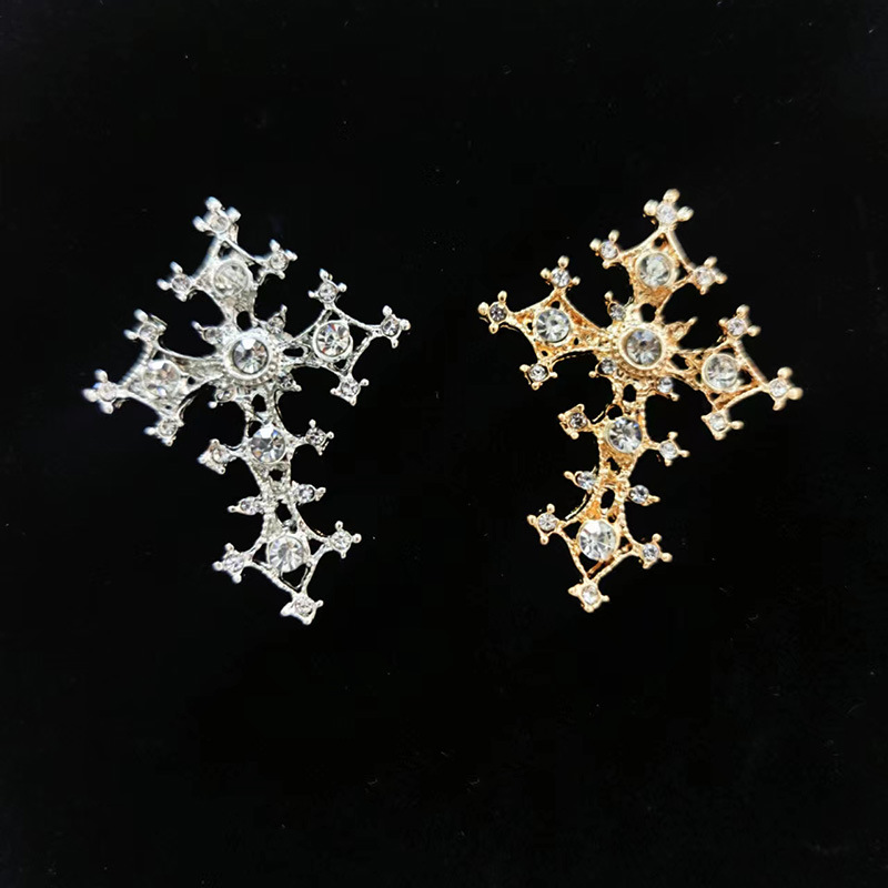 巴洛克水钻十字架胸针女ins小众设计感大衣别针胸花衬衣领针配饰