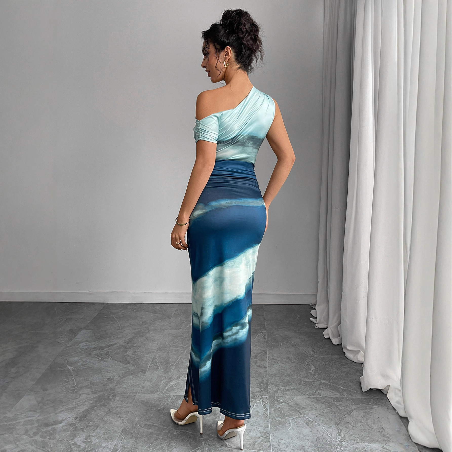 Cross-border Amazon foreign trade women's clothing 2025 Summer New Style European and American color contrast slimming dress, off-the-shoulder long dress Y2 details Picture