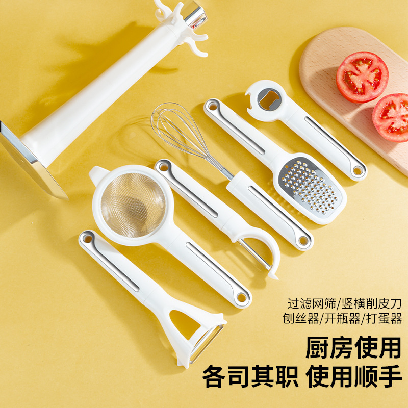 فاتح زجاجة مبشرة البيض باستخدام أدوات منزلية صغيرة في مطبخ الأمازون Specification image