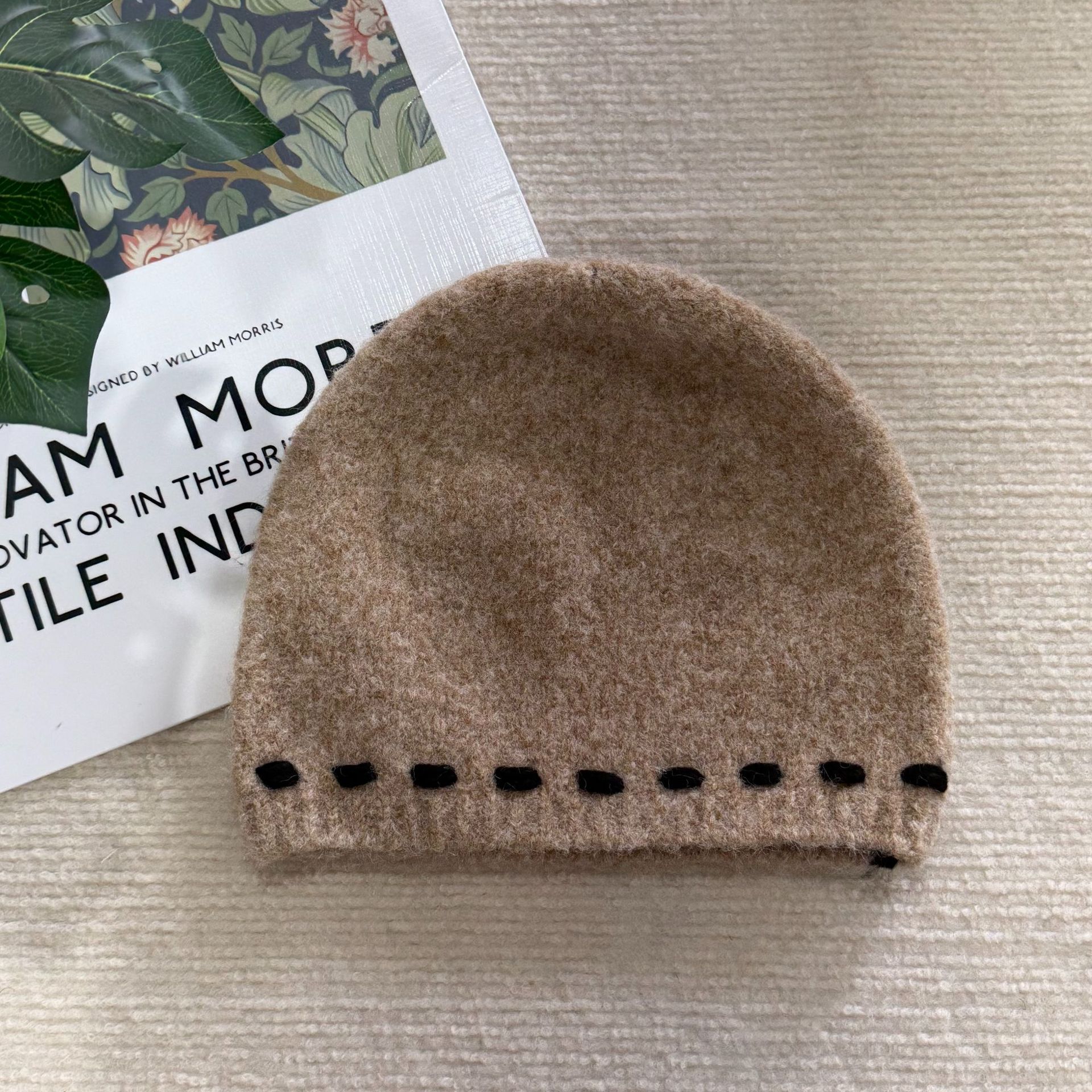 Japanese-style Australian wool knitted hats, women's autumn and winter bucket hats, simple embroidered line fisherman hats, versatile fashion hats Specification image