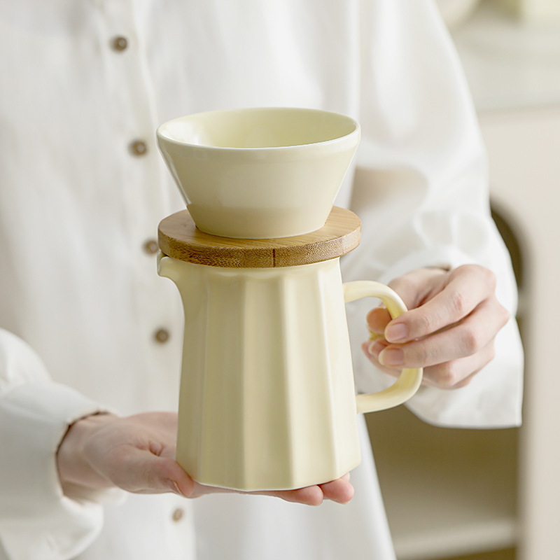 热水壶/苏泊尔保温/无缝电热水壶/运动水壶/煮水壶细节图