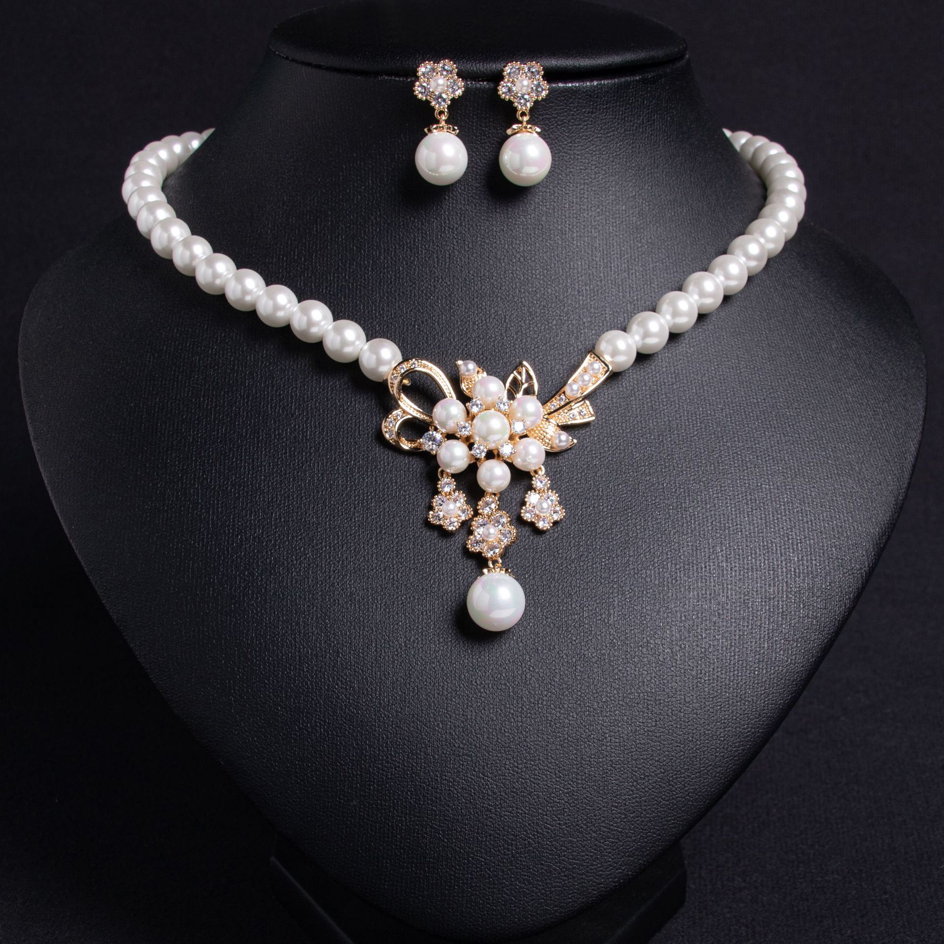 European and American super glittering pearl bride necklace, women's earrings, high-end luxurious dress, wedding dress accessory set, wedding accessories Specification image