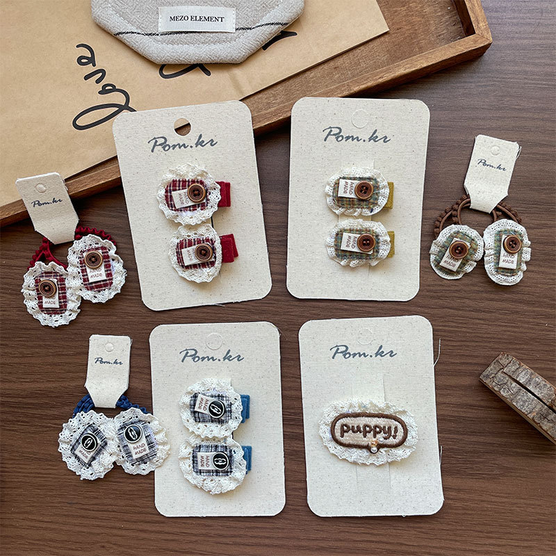 New Korean-style checkered lace hair clips, retro autumn and winter children's handcrafted fabric side fringe hair clips for women