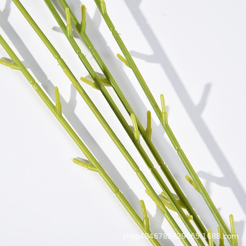 仿真花/假花绿植叶/绿植装饰/侧柏叶乌思蔓草/藤条松枝细节图
