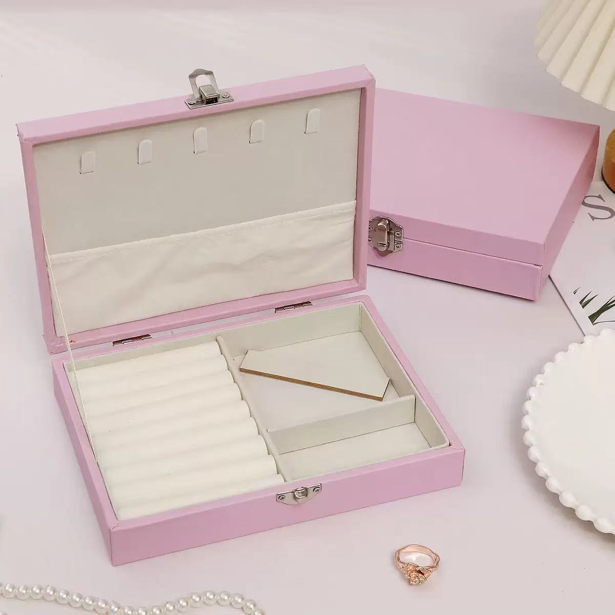 2026 Anti-oxidation Internet Celebrity Bestseller Single-layer jewelry box Portable jewelry ring Stud jewelry packaging box