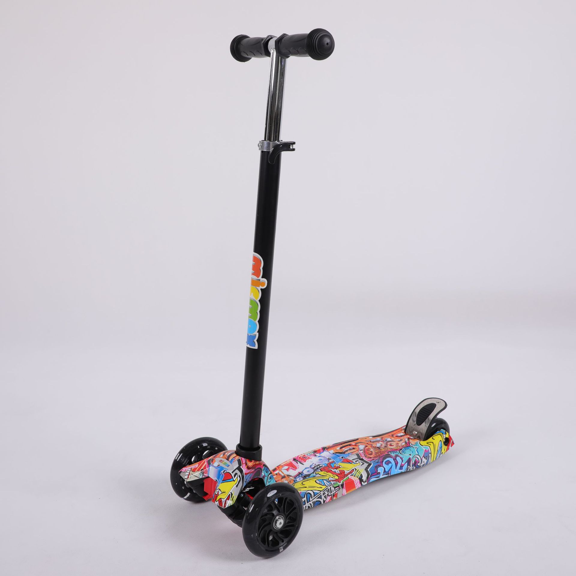 跨境卡通儿童滑板车可折叠三轮脚踏板车滑行车玩具溜溜车批发