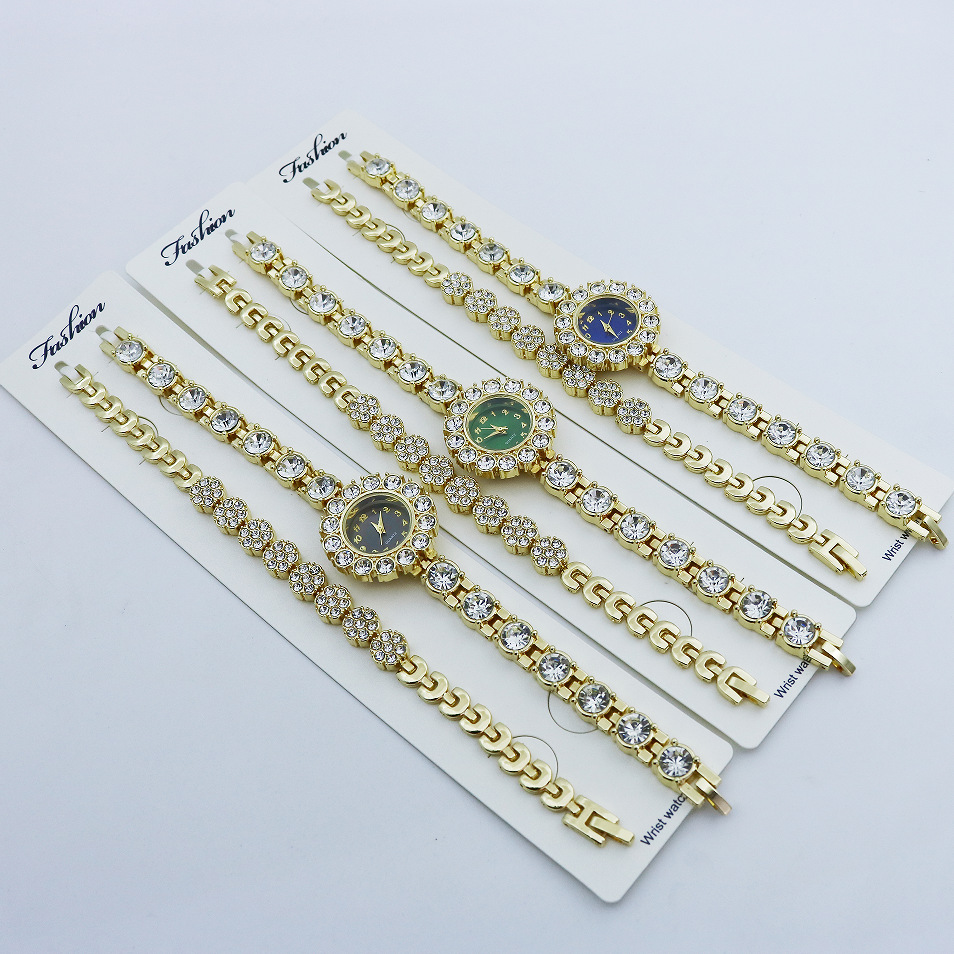 女石英手链表两件套装跨境直播新款花型镶钻数字女士手表时装腕表