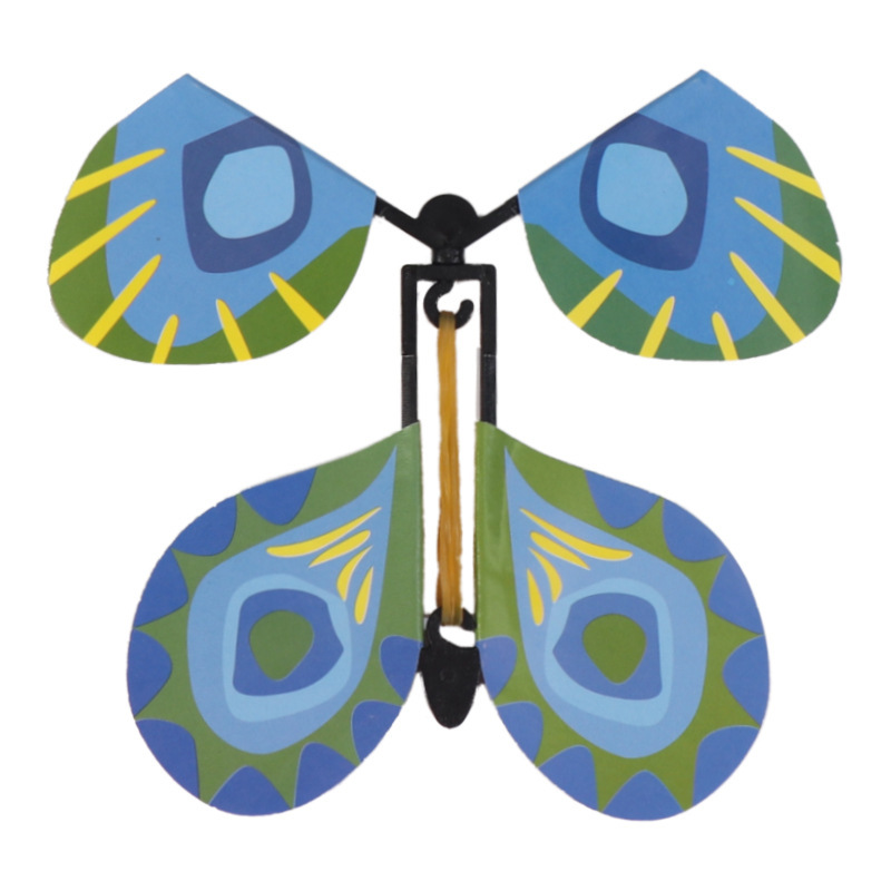 A flying little butterfly transforms from a pupa into a free butterfly. A new and unique children's magic prop toy manufacturer details Picture