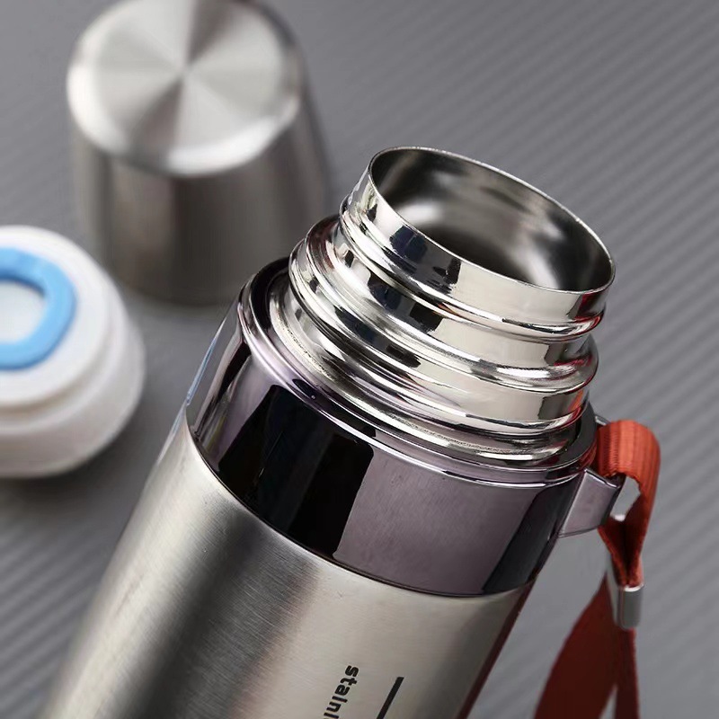 Customized 304 stainless steel insulated cups with intelligent temperature display, creative business water cups for men and women, temperature-controlled cups and gift cups Application Scenario