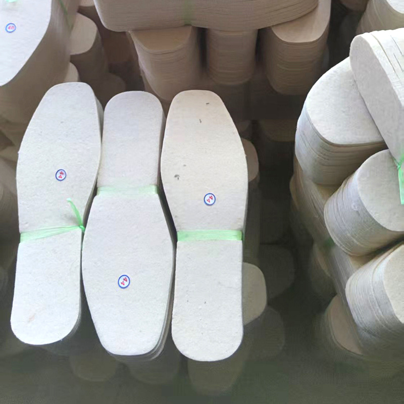 Felt insoles, sweat-absorbing wool insoles, thickened warm insoles, comfortable and breathable wool felt insoles for both men and women in autumn and winter Application Scenario