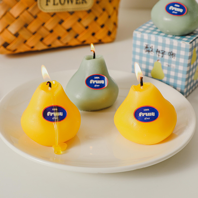 Wholesale of realistic fruit creative pear-shaped candles, handcrafted aromatherapy InS-style souvenir scented candles details Picture