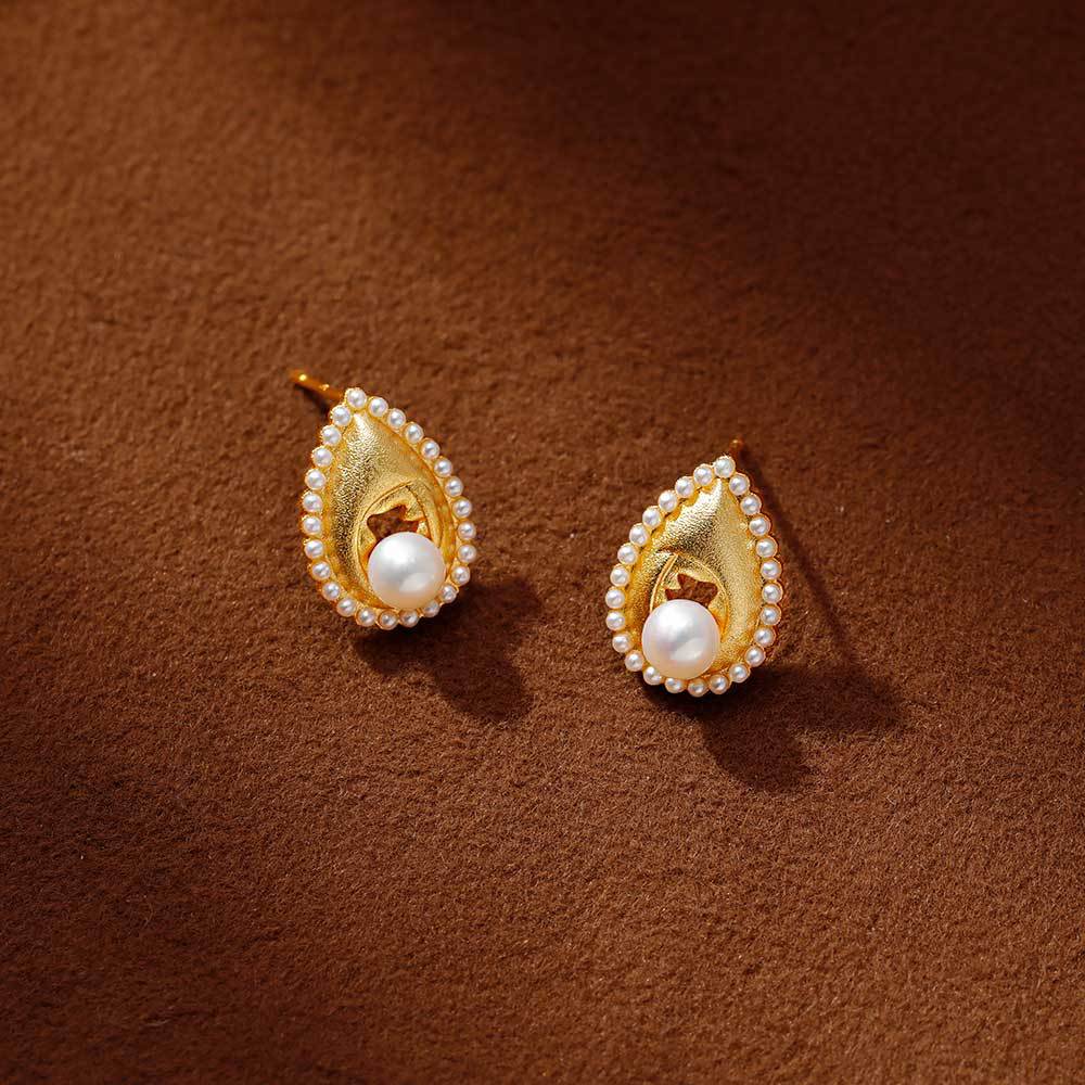 Hyacinth diseño original antiguo francés cobre chapado en arena oro pendientes de gota de agua para mujeres lujo ligero alto sentido temperamento versátil perlas orejeras details Picture