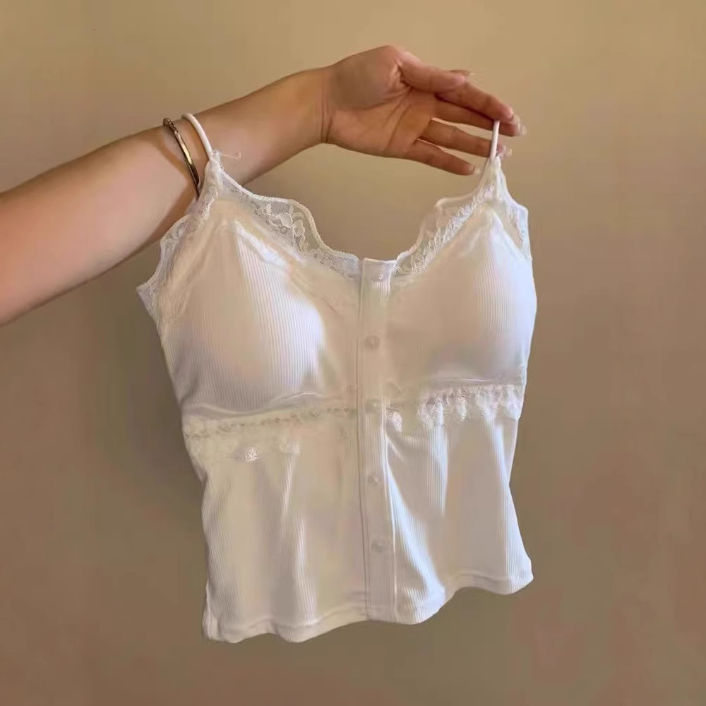 A pure and elegant white lace mini halter top with a chest cushion for women in summer 2025, a sexy innerwear and outerwear with a beautiful back top details Picture