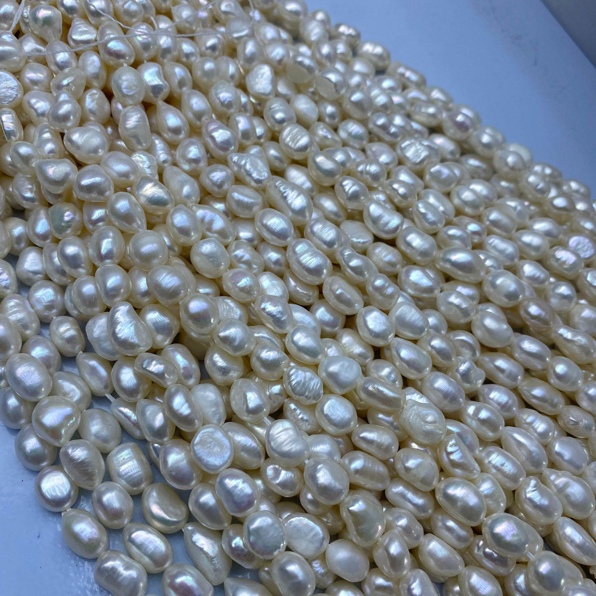 Natural freshwater pearls 2-9mm, Baroque irregular-shaped two-sided smooth straight-hole pearls, irregular stone accessories, loose pearls details Picture