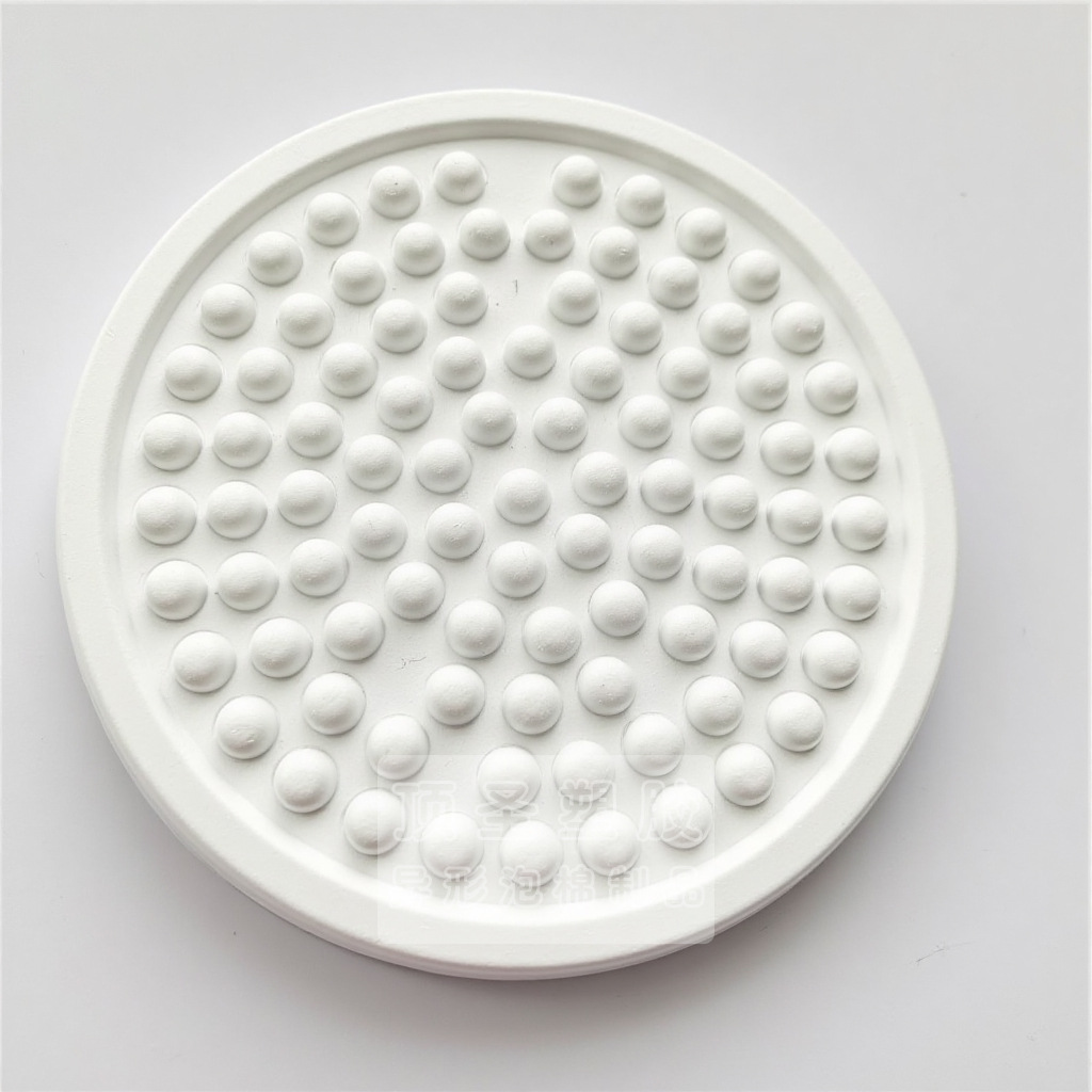 Special-shaped EVA foam is processed by cold pressing and hot pressing in one step. EVA sponge is molded and shaped with small dot star gaskets Application Scenario