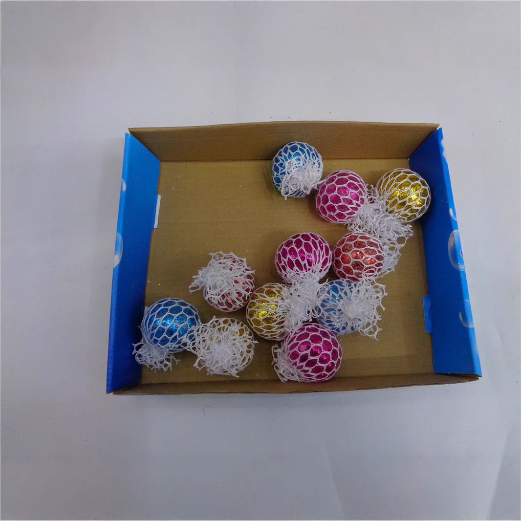 Yiwu pressure play kits, free gifts, stress relief, venting, pinching balls, ground promotion supply, factory direct sales Specification image