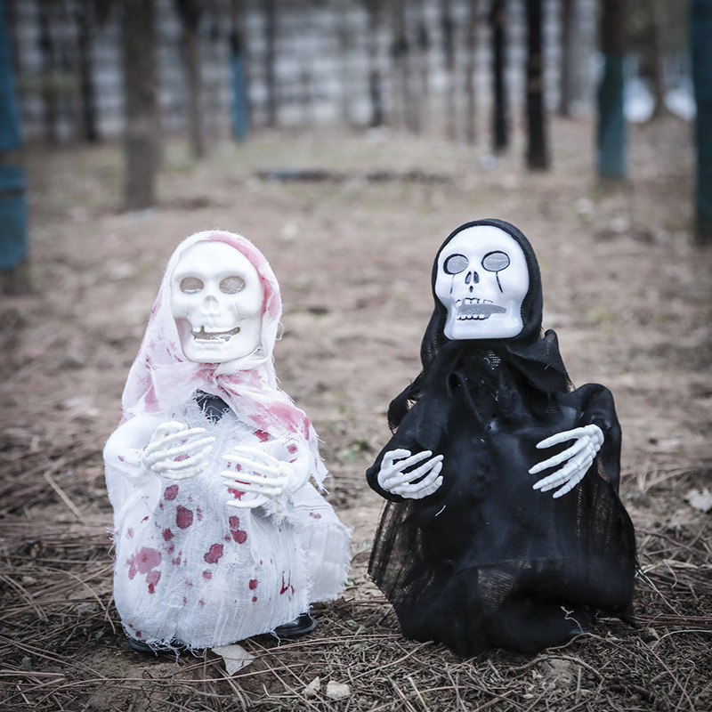 万圣节鬼屋节日场景装置逼真声控感应电动画脸走路鬼整蛊玩具现货