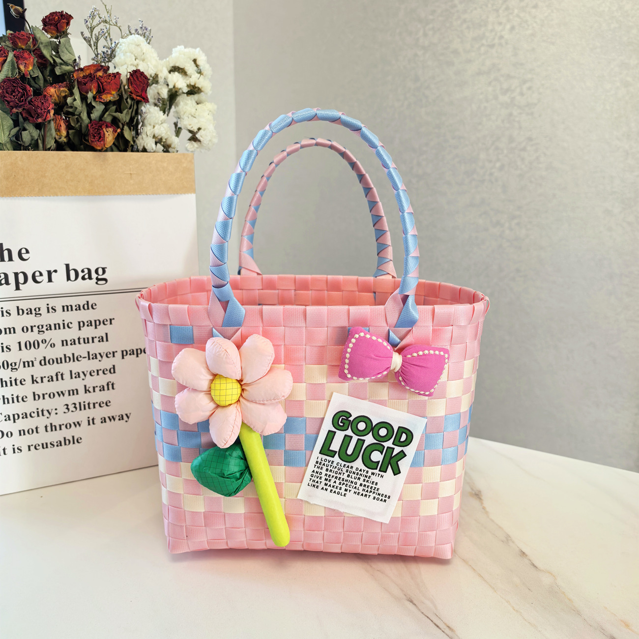 Bolso de bambú transfronterizo bolso de hombro único bolso de color tejido bolso de mano tejido bolsa de mujer de gran capacidad viaje de moda bolso de mano simple y versátil bolsa de mano de dibujos animados bolso de bambú hecho a mano Item Picture