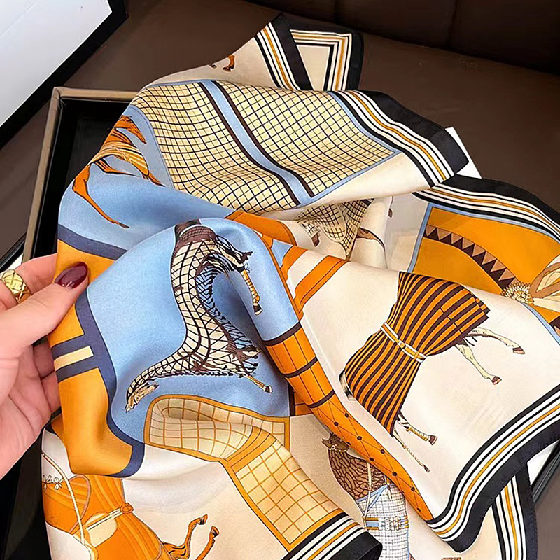 New 70 small square scarf printed silk scarf, high-end and versatile faux silk scarf, women's satin neckerchief shawl Specification drawing
